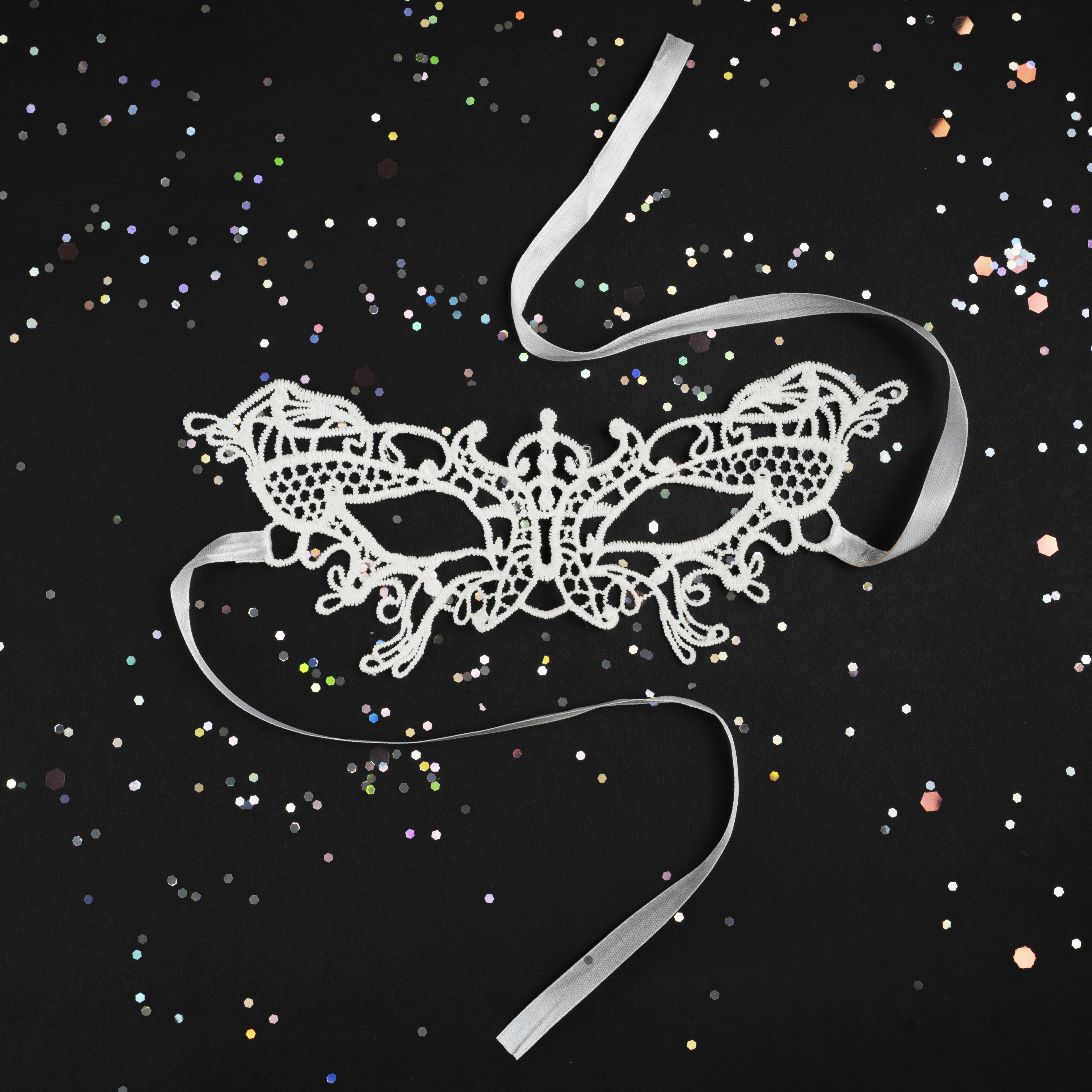 Маска кружевная, фигурная, Бабочка, Белый, 16*24 см, 1 шт. 