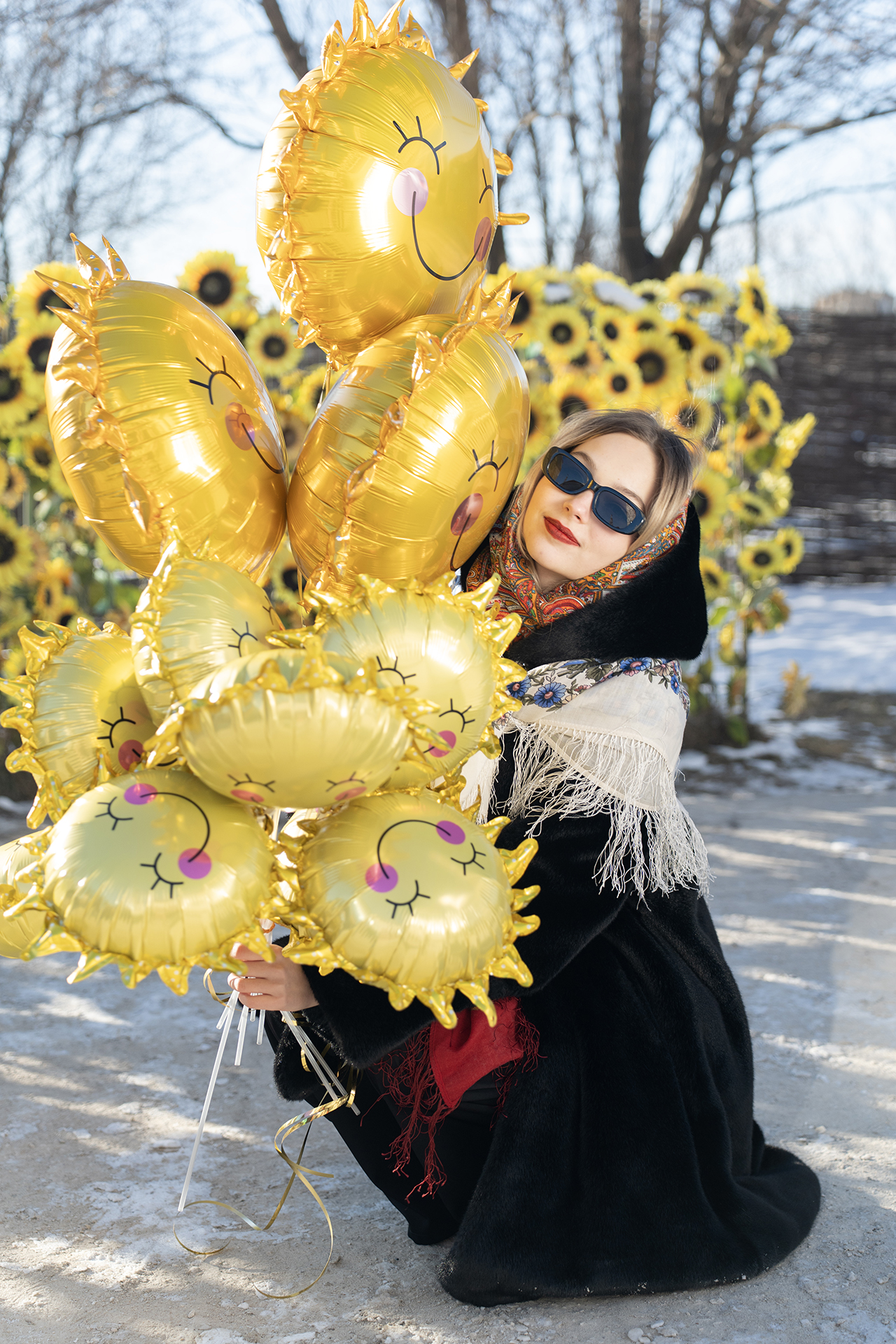 Шар с клапаном (17''/43 см) Мини-фигура, Солнце, Желтый, 5 шт. в уп. (цв.этик.)