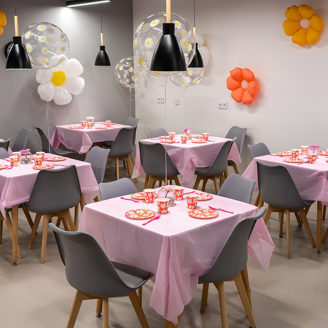 Скатерть одноразовая, Мастхэв, Светло-розовый, 137*274 см, 1 шт.